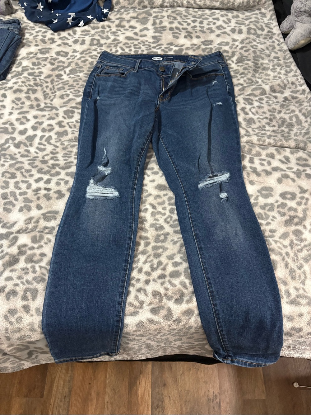 Classic Distressed Dark Blue Women’s Jeans bundle